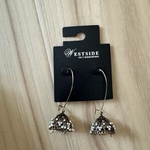 Westside Accessories Gold Filigree Pearl Drop Earrings